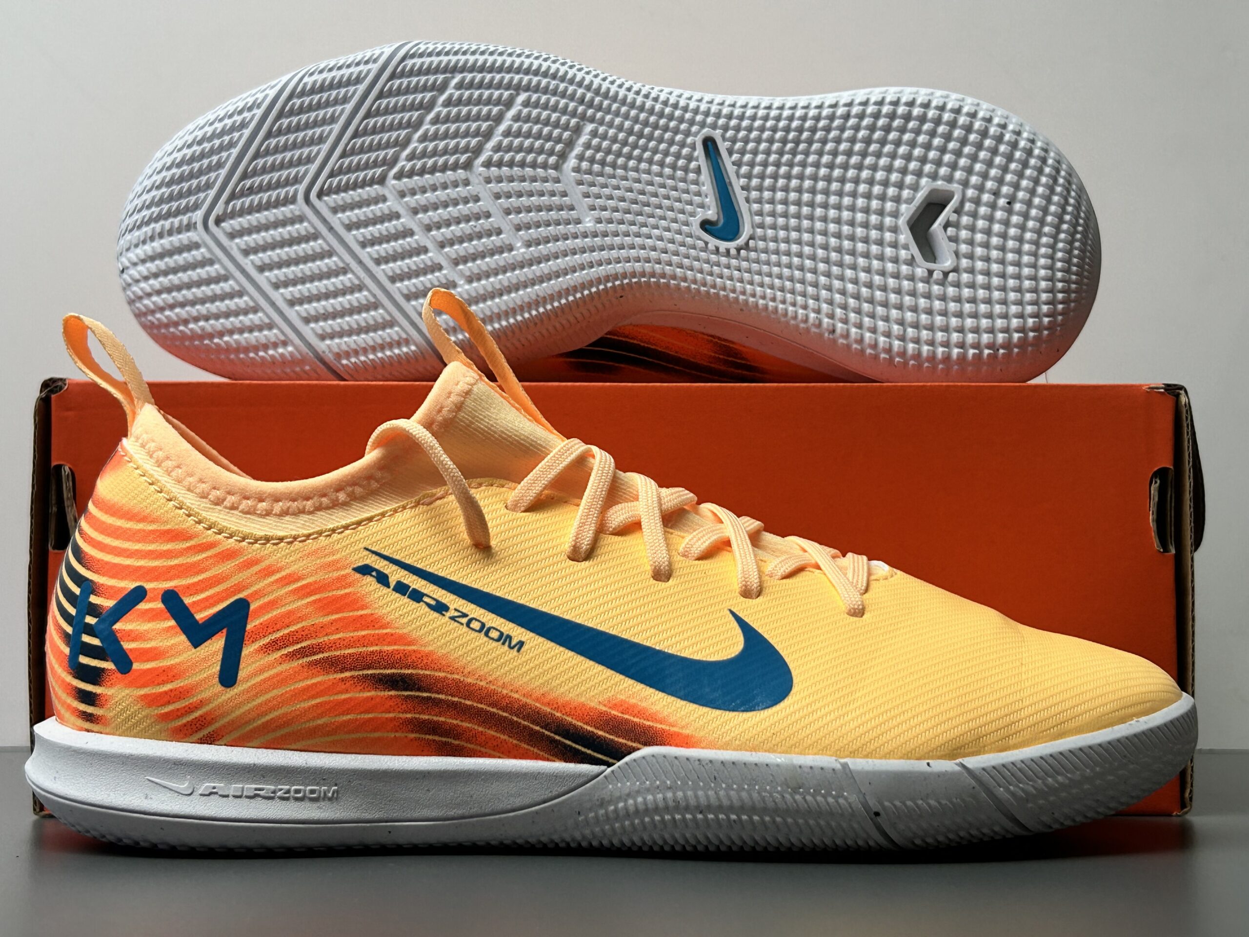 Nike Zoom Vapor Academy IC JR - Image 1