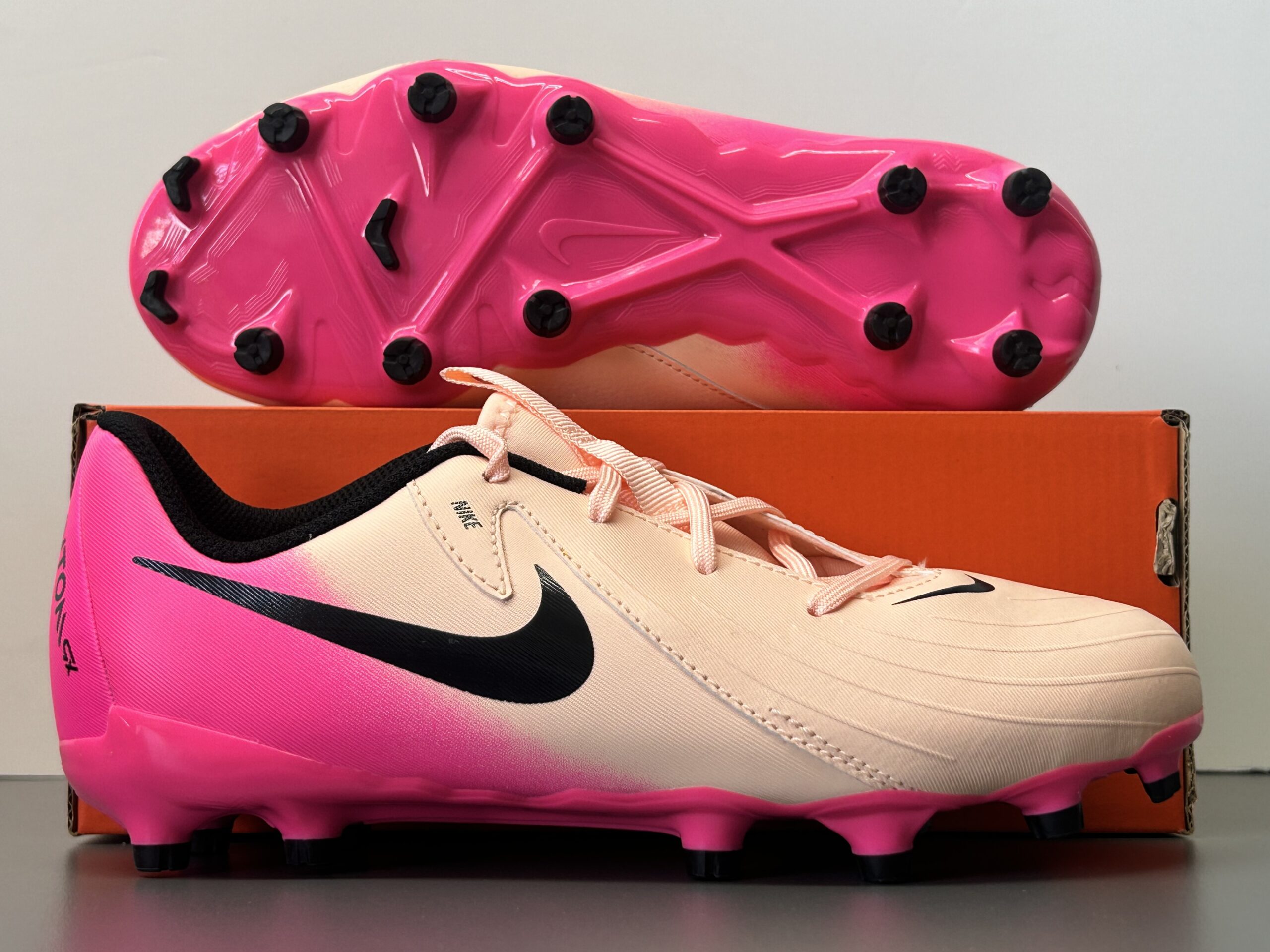 Nike Phantom GX Academy FG/MG JR – Bild 2