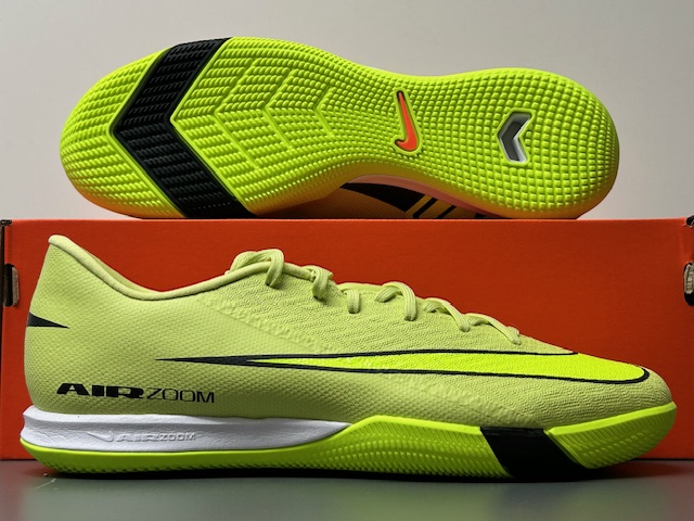 Nike ZOOM Vapor Academy IC - Image 2